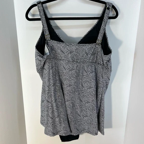 Alisha Levine Black with White Dots Swim Top Size 20W (Women's) - Picture 5 of 8